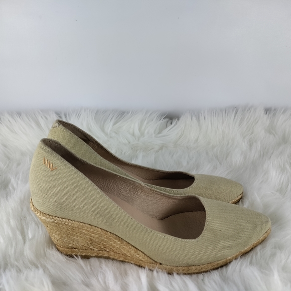 Viscata Rosas Canvas Wedge Pumps - Picture 3 of 5